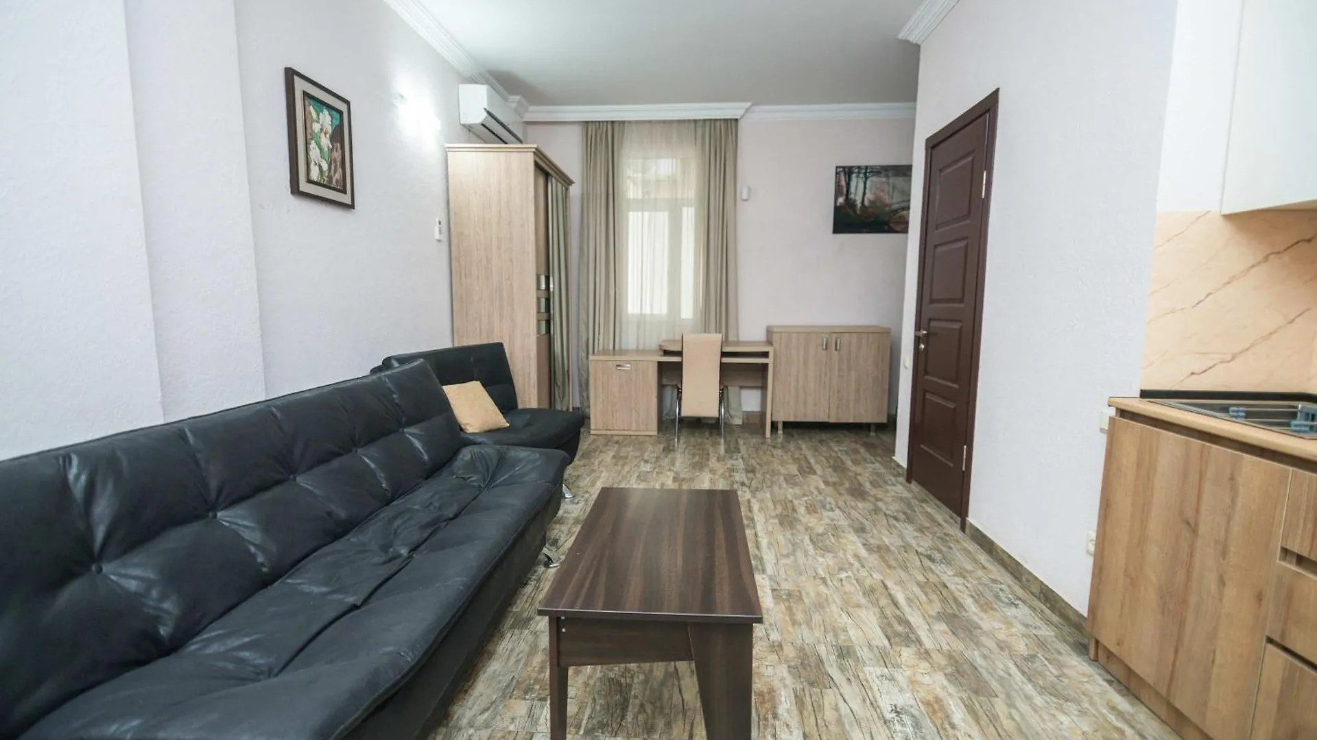 Super Cozy 1Br Apartment In Batumi - By Wehost