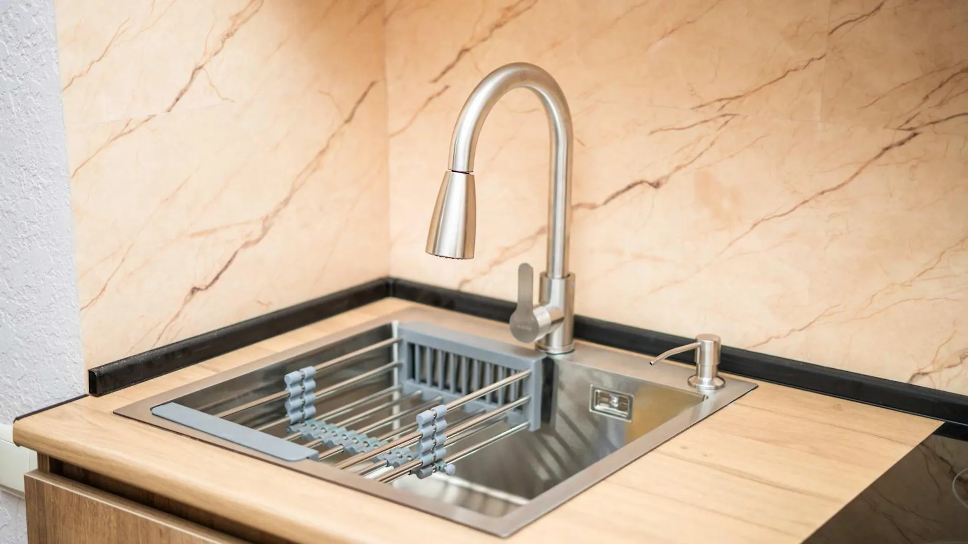 Super Cozy 1Br Apartment In Batumi - By Wehost