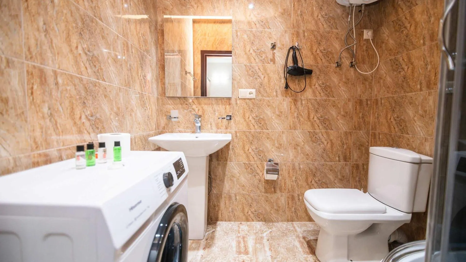 Super Cozy 1Br Apartment In Batumi - By Wehost Georgia